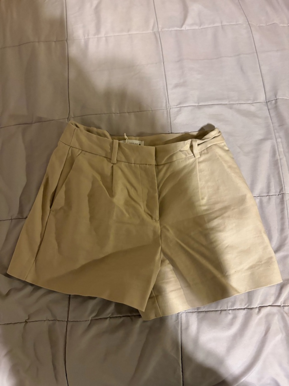 Zara Beige High-Waist Pleated Women's Shorts